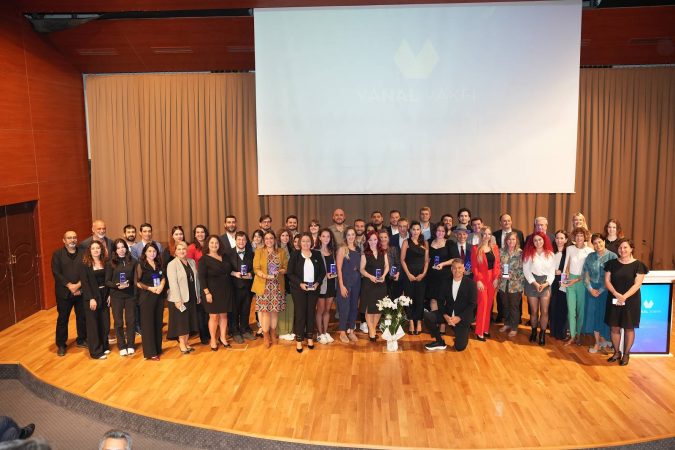 YANAL VAKFI 2024 VEFA ÖDÜLLERİ